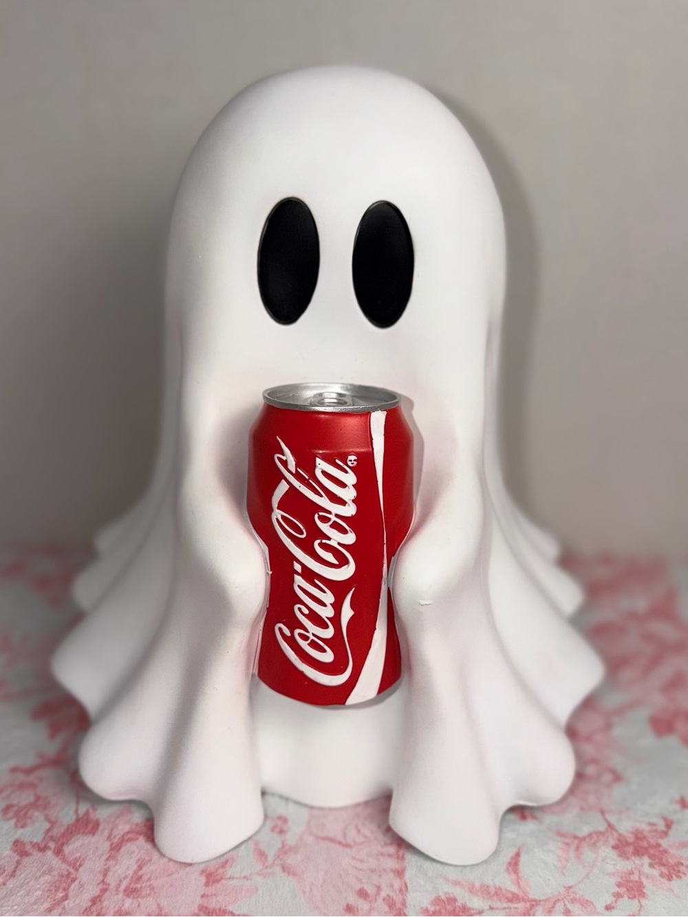 👻 VIRAL TikTok Cute Ghost Holding COCA-COLA  Halloween Tabletop Decor 12”NEW💖